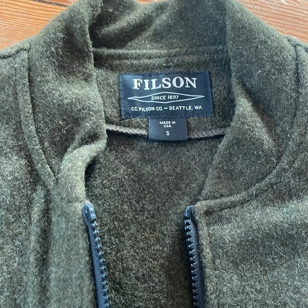 Filson all season rain coat with felt vest liner. Men’s size small. - Picture 4 of 4